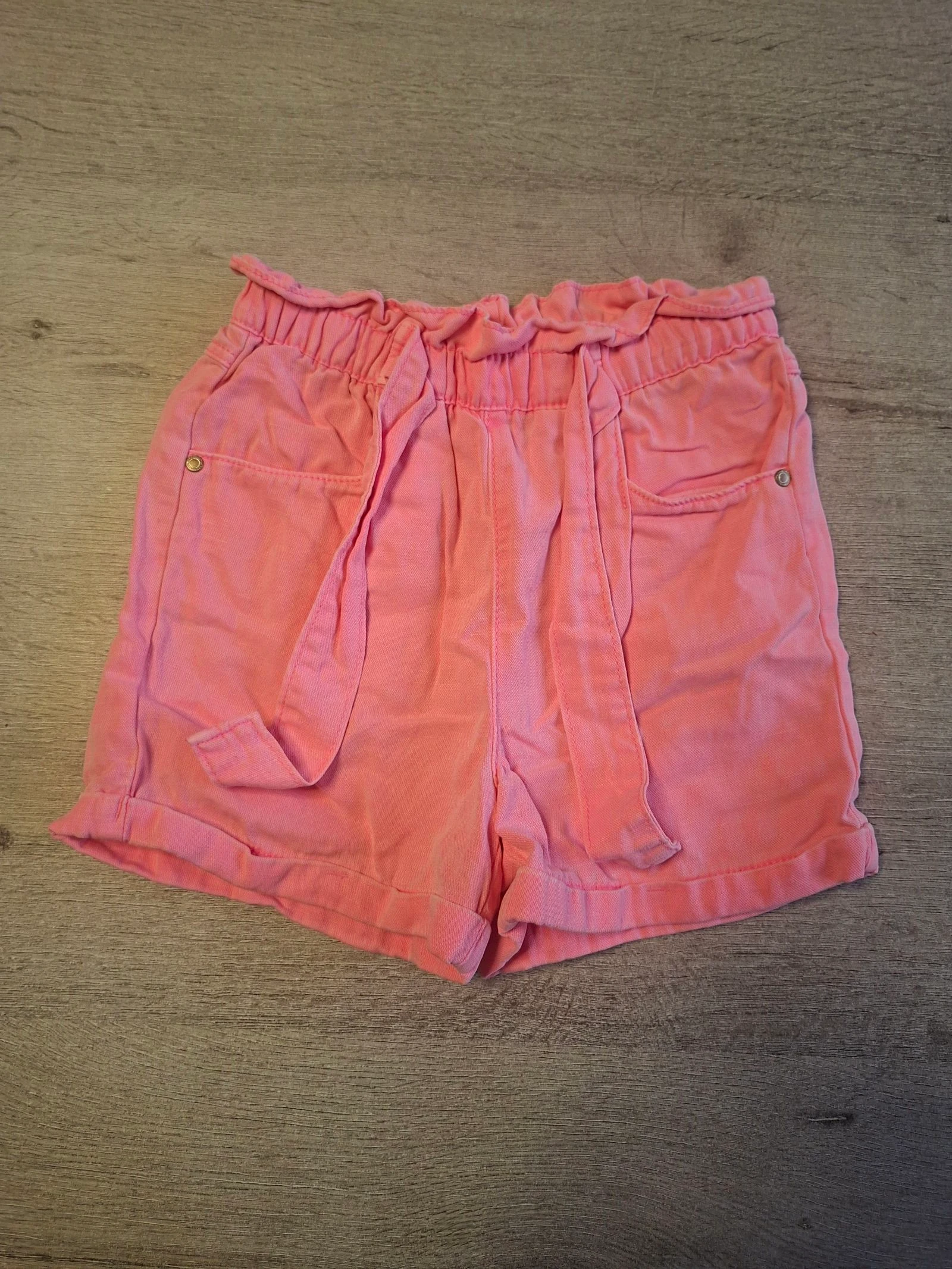 🌷F3-52🌷Fluorescent Pink TAPE À L'ŒIL Short – Size 6 years (116 cm) | Fresh, trendy & ultra comfortable🌷 – photo 2